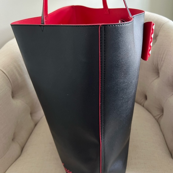 Faux Leather Disney Parks Exclusive Tote Bag Minnie Mouse bow - Picture 2 of 5
